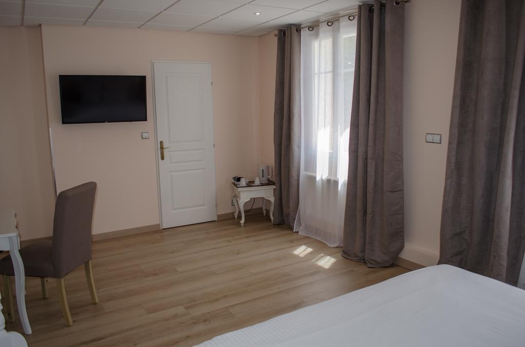 Hotel Lac Et Foret Saint-André-les-Alpes Eksteriør billede