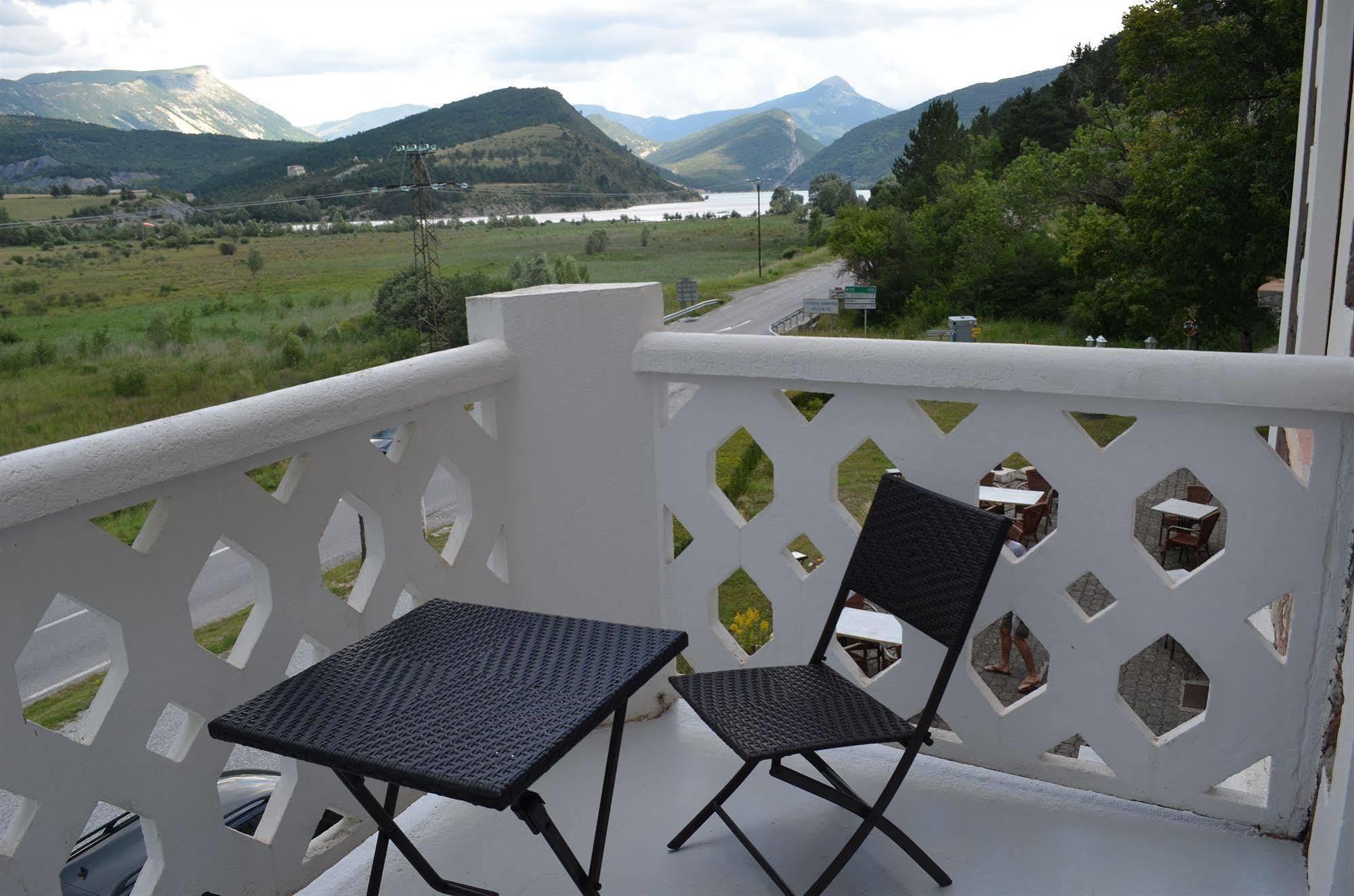 Hotel Lac Et Foret Saint-André-les-Alpes Eksteriør billede